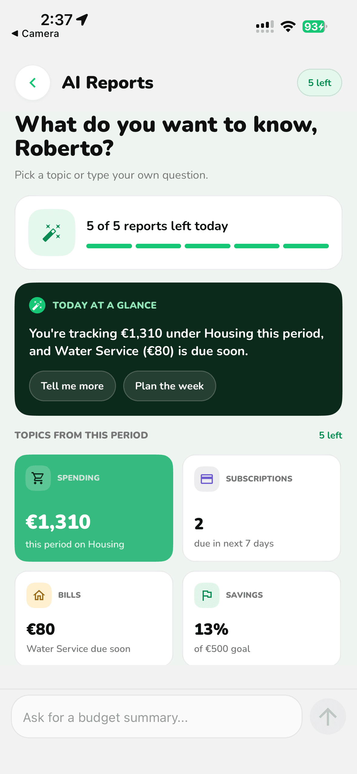 FI-532 AI Reports screen with a daily spending summary and suggested topics